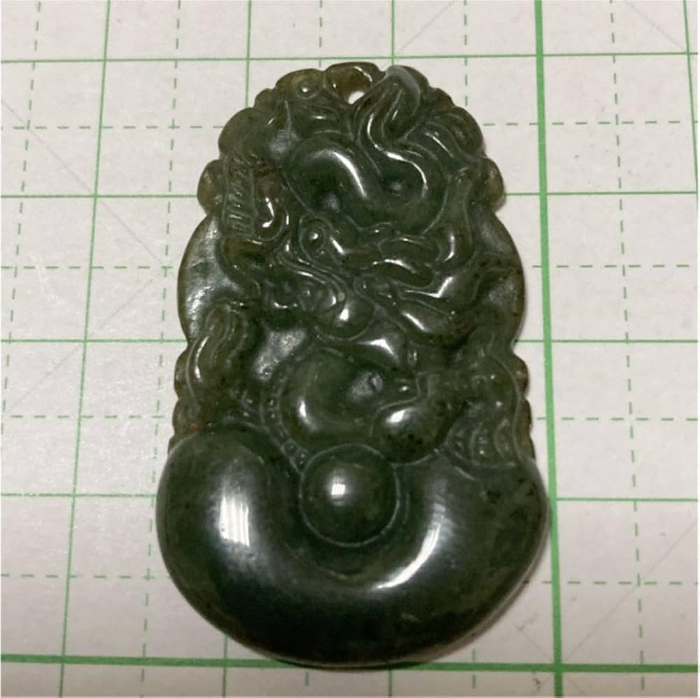 翡翠　縁起彫刻　根付　ペンダントトップ　置物 貔貅 翡翠彫刻 ペンダントトップ 根付 置物 鑑定書付 | 天然石の卸屋